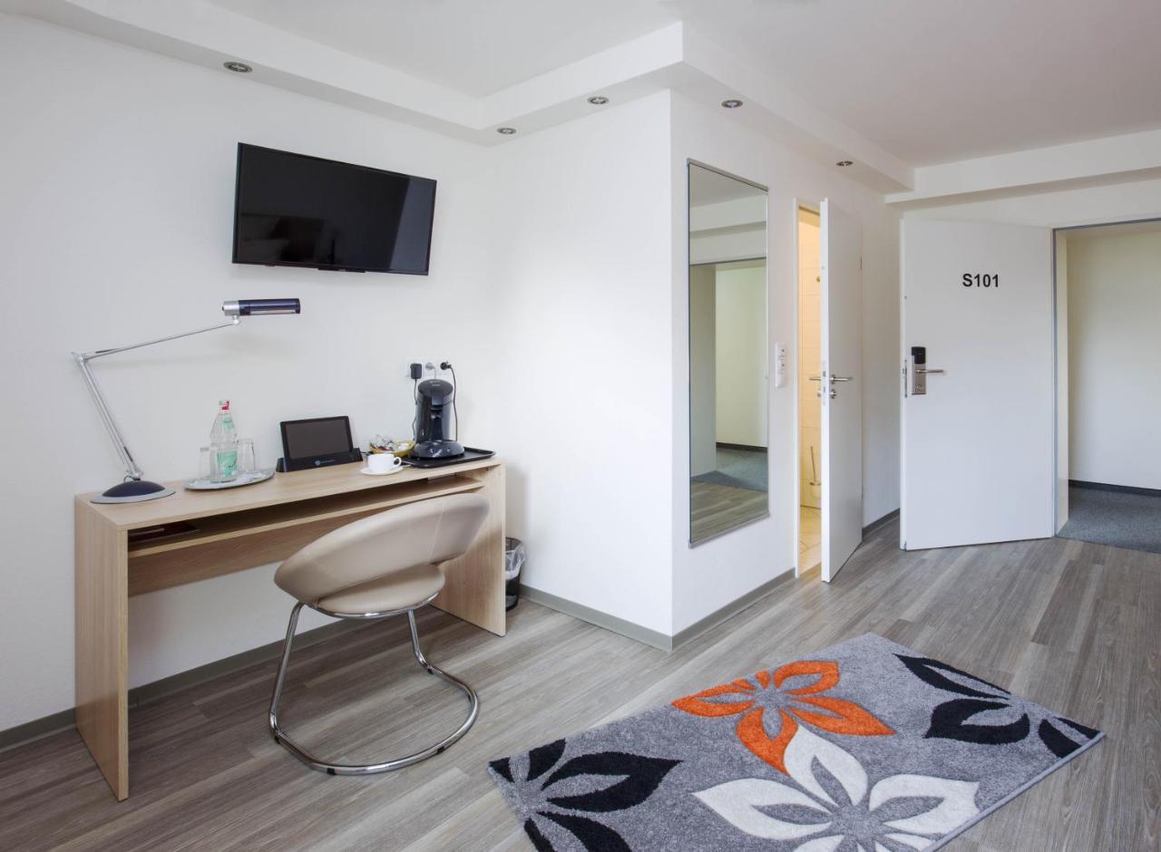 Hotel Moerser Hof Bagian luar foto